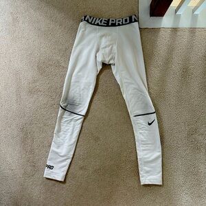 Nike Pro Hyperwarm leggings
